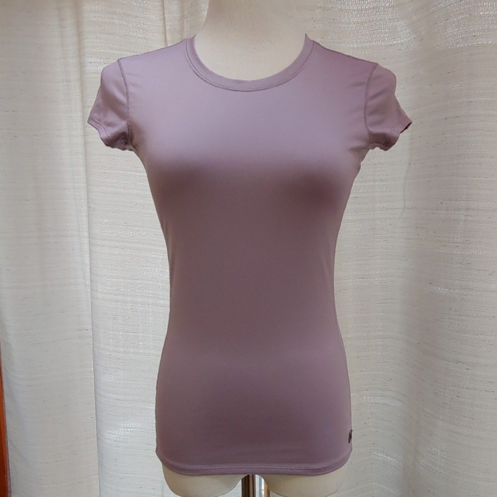 Alo yoga workout top